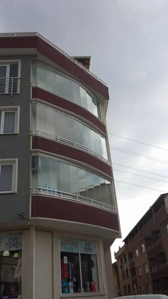 Oval Cam Balkon Uygulaması — eski site arşivi